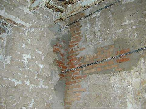 La resistenza meccanica: adeguamento sismico di edifici in muratura Tiranti o