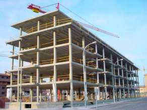 Edificio: Struttura portante Il progetto della struttura portante deve nascere insieme alla