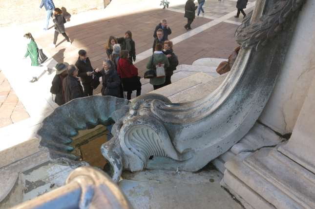 IL RESTAURO DELLA FONTANA DEL NETTUNO