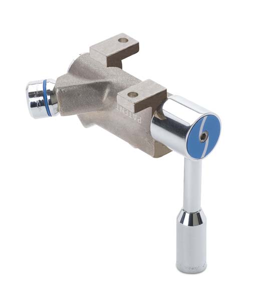 HACCP SYSTEM TIP-TAPS COMANDI A PEDALE PROFESSIONALI CON EROGAZIONE CONTINUA PROFESSIONAL PEDAL OPERATED TAPS WITH STOP DEVICE R 804 283 Ruinetto Tp Regoltore di portt Flow control R 841 283