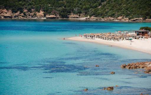 belle spiagge della Sardegna per la sua sabbia chiara e