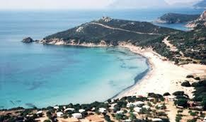ancora più suggestiva. TEULADA Il paese di Teulada si trova nella zona sud-occidentale della Sardegna.
