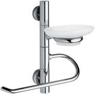 Accessoried staff: magnifying mirror, tumbler and soap holder and 2 towel rails Asta attrezzata: specchio