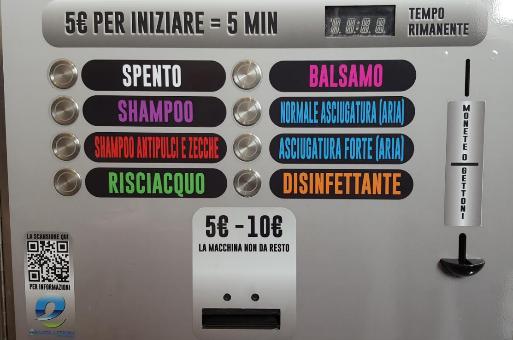 a. Dimensioni: 2.10 m X 1.9 m X 0.6 m b. Spazio necessario per installazione: 2.5m x 2.5m (6.5mq) c. Peso Macchina (netto): 340 Kg (Lordo): 454 Kg d.