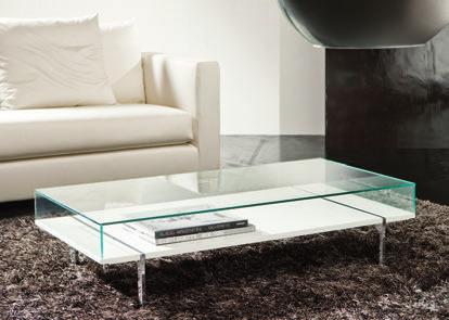 Finiture disponibili: WG wengé, NC noce, TB tabacco, Laccato opaco poro aperto, Laccato opaco poro chiuso. Coffee table with structure in chrome-plated metal.