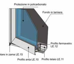 to 990 x 700 mm 1135 x 845 x 65 CITY12 bacheca per esterni con apertura a ribalta f.