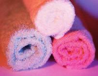Usare, se possibile, asciugamani di carta per asciugare le mani, oppure asciugamani separati per ogni componente della