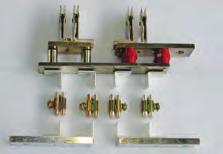 in series with fuses 4 breaking for phase Nota D (1) : contatto singolo doppia interruzione (in serie) Note D (1) : single contact double breaking for phase (in series) Nota D (2)