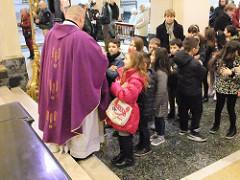 Prima confessione Sabato 4 marzo i bambini della 3 elementare per la prima volta si sono accostati al sacramento della riconciliazione.