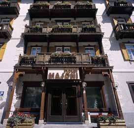 GETURHOTELS HOTEL MAJONI Cortina d Ampezzo I prezzi si intendono per persona per periodo ed includono: -