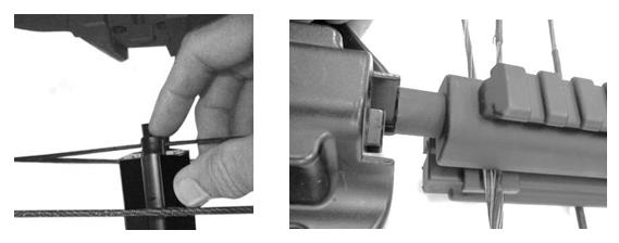 indicato sotto. 2. Collegate il telaio al riser inserendo lo scorricavo e i cavi nella sede nel telaio, come illustrato.