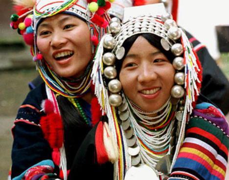 L Asia ha una grande varietà etnica e linguistica, il risultato delle migrazioni