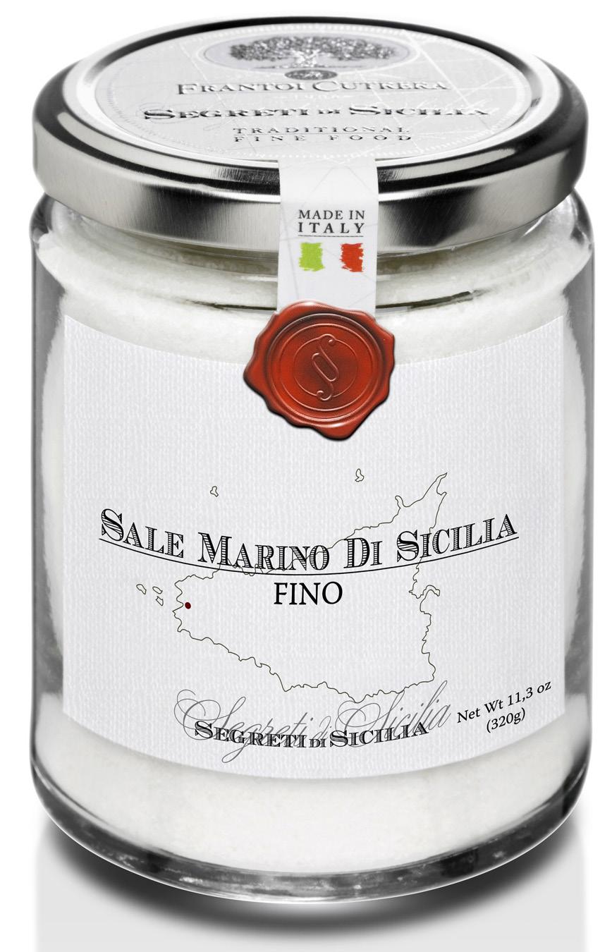 45 SALE MARINO FINO DI SICILIA NATURALE SICILIAN NATURAL FINE SEA SALT Sale marino fino al naturale (prodotto nelle saline di Sicilia) è ricco di potassio e magnesio e povero di sodio.