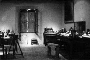 La cosiddetta stanza dei bachi che fungeva da laboratorio per Marconi a Villa del Griffone, così come la lasciò nel 1895.