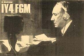 interesse dei radioamatori di tutto il mondo. La QSL commemorativa Villa Griffone e le antenne IY4FGM 25 aprile 1995: Elettra Marconi inaugura le nuove antenne di IY4FGM.