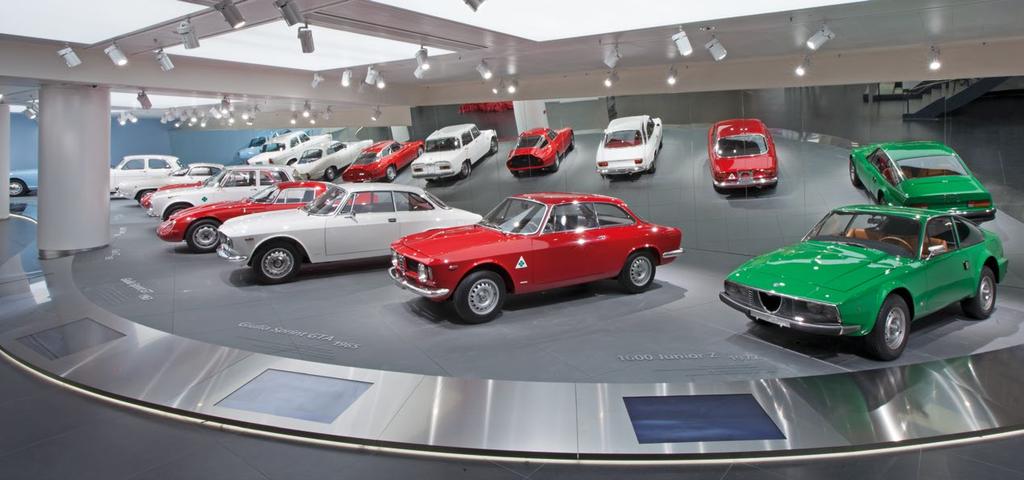 Il Museo Storico Alfa Romeo The Museo Storico Alfa Romeo Visite guidate in italiano, inglese, francese, spagnolo e tedesco (altre lingue su richiesta) Possibilità di visita al Museo oltre gli orari