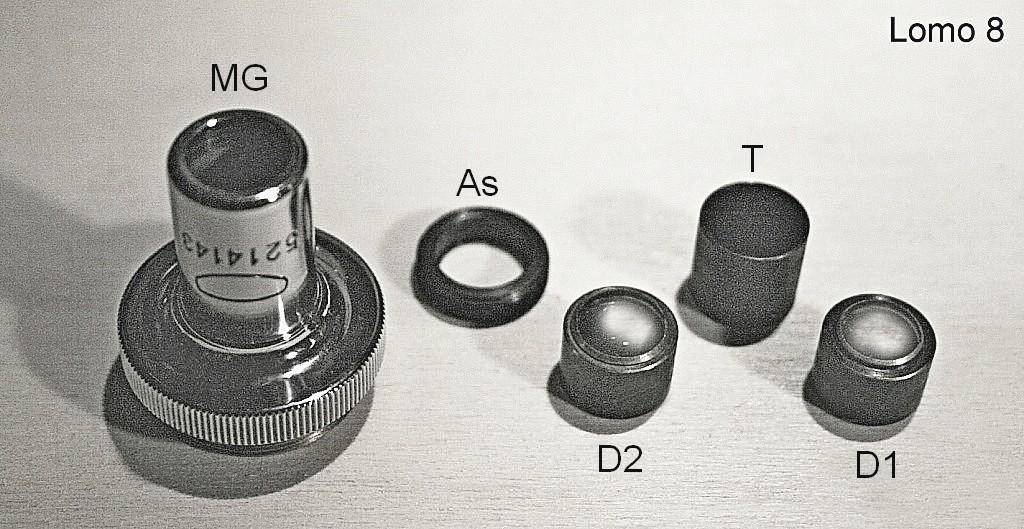 2927 Anche alla prima occhiata, le lenti appaiono spalmate di un materiale untuoso e diffondente, sufficiente da solo ad ostacolare la formazione di qualunque