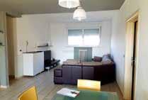 3066) Vendesi appartamento in buono stato in trifamiliare di 130 mq con 3 camere, 2 bagni, cucina, sala da