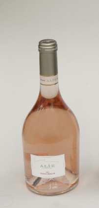 Spa - Marsala (TP) Grafica: ALIAS ADV - Palermo Categoria 3: confezioni di vini rosati