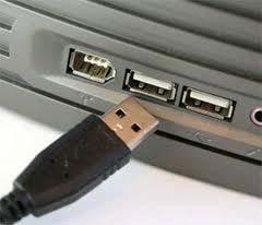 Porte di comunicazione Porta USB (Universal Serial Bus): E un collegamento seriale ad alta velocità (fino a 4,8 Gbbs) E