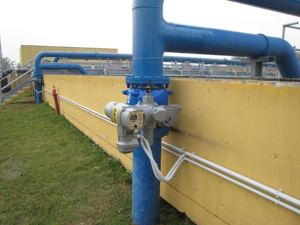 APPLICAZIONI PER ARIA Le valvole a fuso possono essere impiegate per la regolazione della portata d aria in impianti di trattamento acque. Fig.