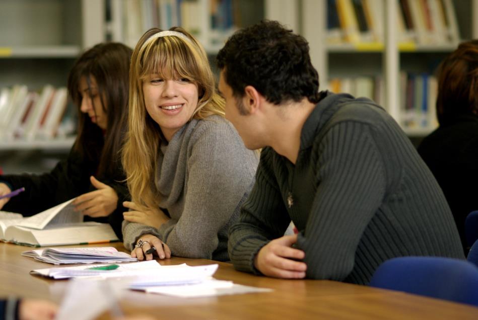 Facoltà di Economia - Presentazione Diplomatici, funzionari, consulenti in comunicazione. Il Corso di studio che ti avvia alle carriere internazionali.