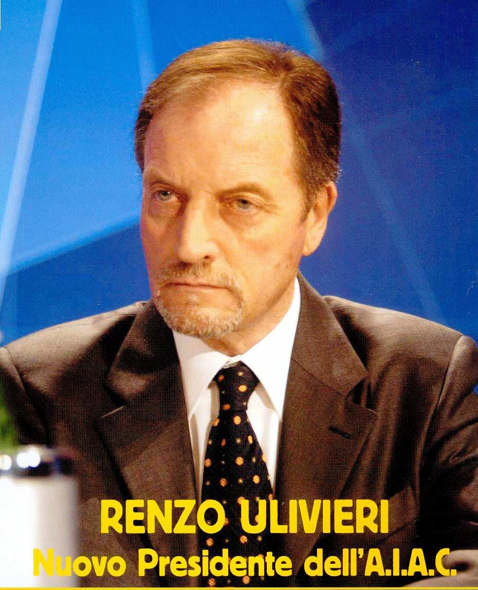 L AIAC ha per scopo la piena affermazione del ruolo fondamentale ed insostituibile dell Allenatore nella Organizzazione Calcistica Italiana Il passaggio di consegne tra Azeglio VICINI e Renzo