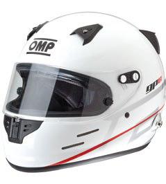 GP 8 SC785 J8 PREZZO/PRICE 359,00 PREZZO/PRICE 279,00 SC787 Casco integrale Formula realizzato in materiale composito.