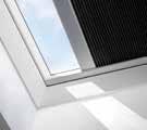 I prodotti originali per la protezione dal calore e dal sole sono perfettamente adatti alle finestre per tetti. Questo vale ovviamente anche per la nuova tenda energetica elettrica (FMK).