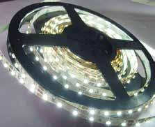 800 d Strip 3528 monochip 60 led/mt IP64 STRISCE LED Bobina di strip LED flessibile da 5 metri, 60 led/mt, divisibili ogni 3 led (5cm) o multipli Angolo di illuminazione: 120 Alimentazione: DC 12V