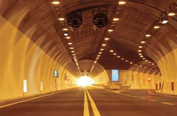 Il lavoro include la lunghezza totale di 5,6 km di gallerie e svincoli/strade d uscita.