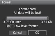 Daca este necesar transferati imaginile pe un calculator inainte de a formata cardul. 1 Selectati [Format]. In fereastra [5], selectati [Format], apoi apasati <0>.