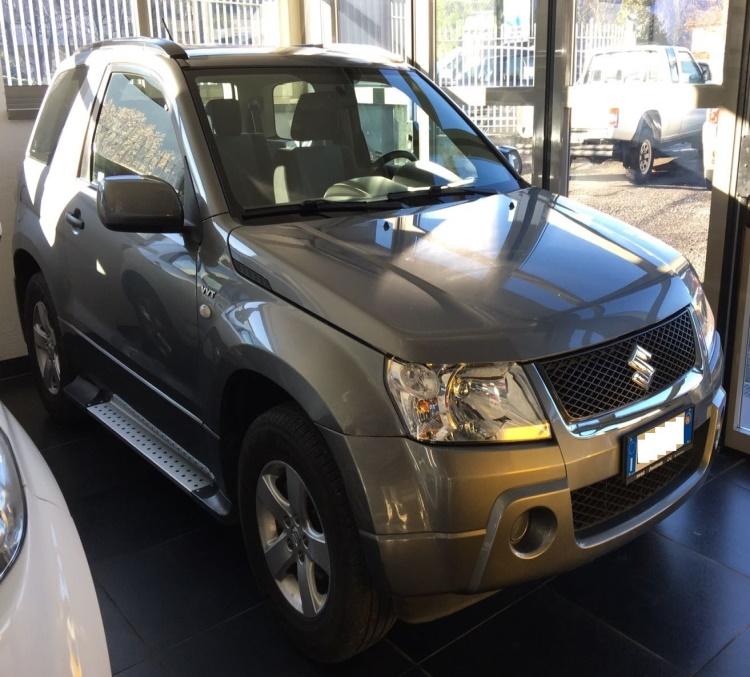 SUZUKI GRAND VITARA 4X4 Anno prima immatricolazione 2006 Km percorsi 80.