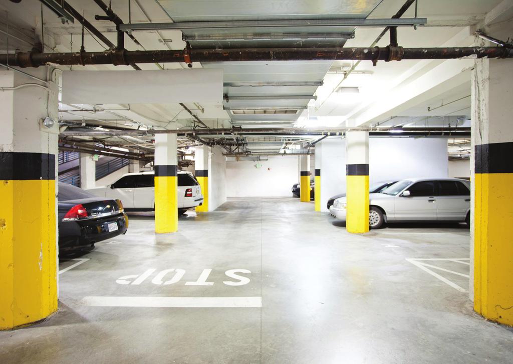 gestione parcheggi Gli obiettivi del sistema proposto sono quelli di agevolare l utente del parcheggio per
