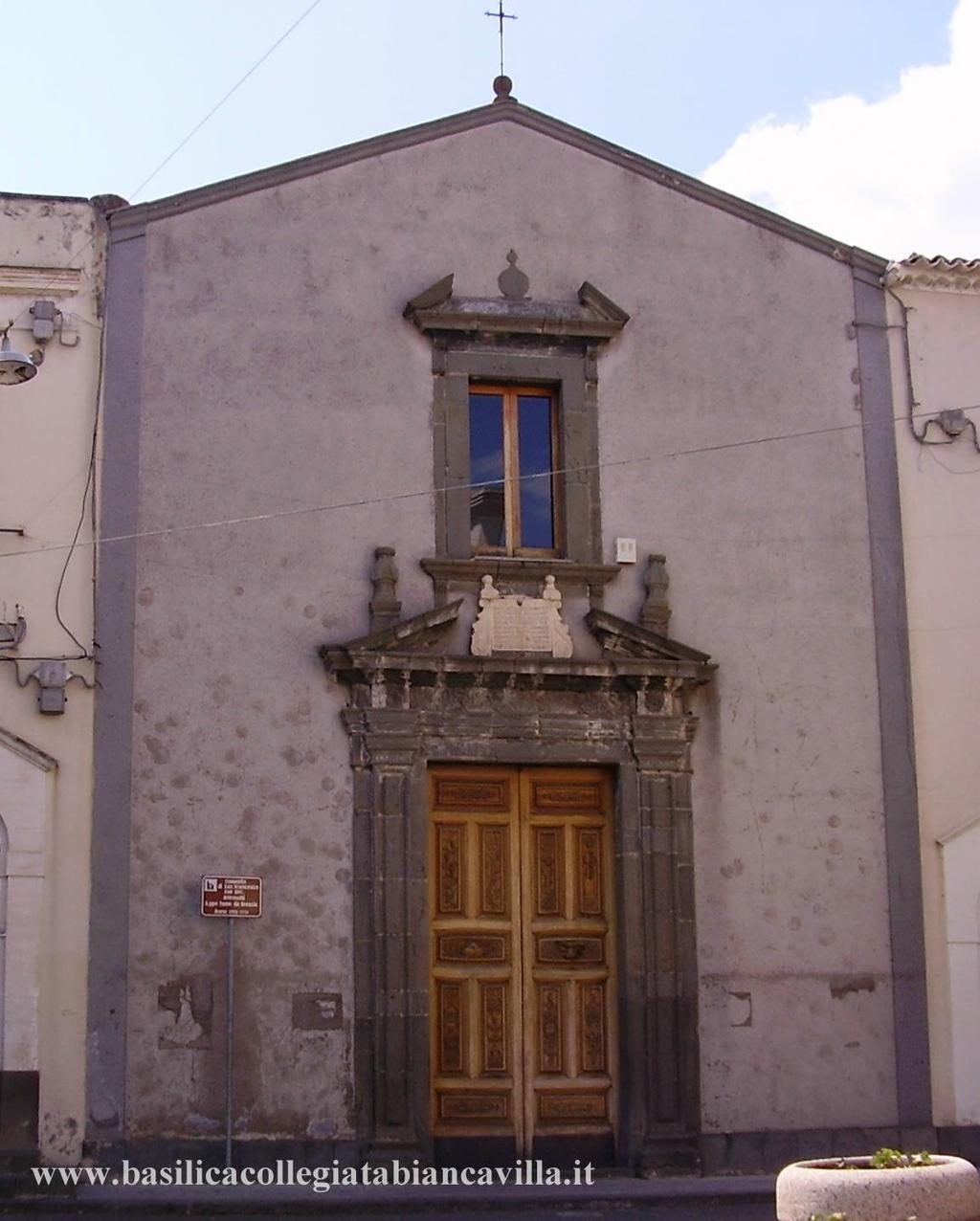 La chiesa di San Francesco è ubicata alla fine di via Giulio Verne, l'antica via Convento, in uno slargo che dal 17 maggio 2014 è stato intitolato a piazza San Francesco d'assisi in seguito alla
