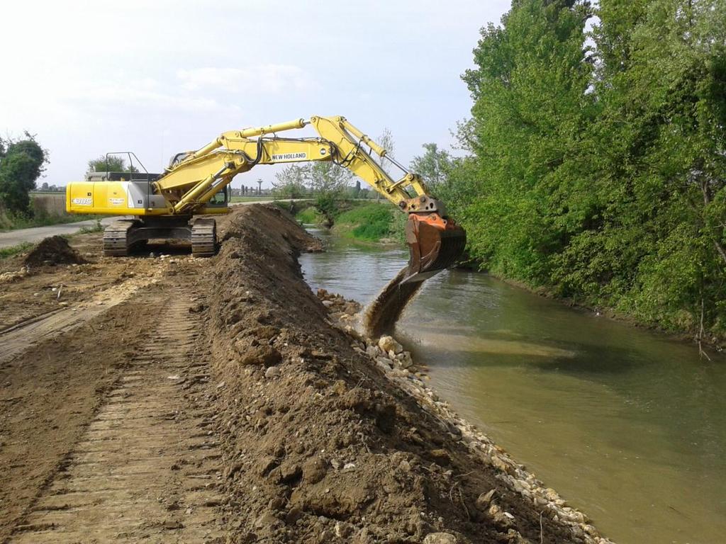 - sistemazione di un tratto del rio