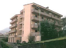Per info Associazione Notarile Bergamo tel. 035/219426. ALBINO ALBINO -AUTORIMESSA Rif. RGE 233/14 Albino (Bg) via Tribulina Appartamento al p.