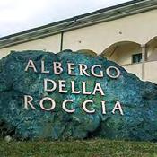 albergodellaroccia.