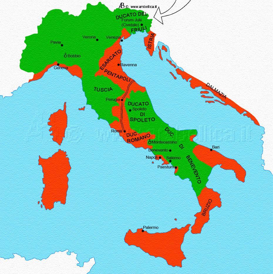 Le guerre Come si vede dalla cartina i ducati longobardi erano divisi Obiettivo di re Liutprando era unire tutta l Italia Sconfisse i Bizantini, occupò Ravenna, tentò di prendere il Lazio, ma vi