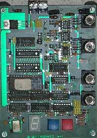 1 Realizzazione del banco di misura 1 1 Realizzazione del banco di misura Esercitazione di Laboratorio Oscilloscopio Analogico Lo svolgimento di questa esercitazione richiede l