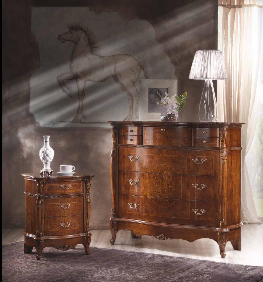 Gruppo Alghero Comò/Chest of drawers. L. 130 H. 120 P.