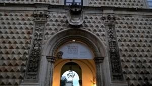 Orlando furioso 500 anni in mostra a Ferrara Nella terra di Ludovico Ariosto è allestita una mostra sul più grande romanzo cavalleresco del Rinascimento italiano e sulle opere d arte che lo hanno