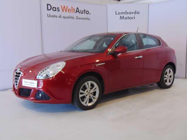 Alfa Romeo Giulietta 1.4 Turbo MultiAir Distinctive Giulietta (2010) Immatricolazione: 9/ 2010 KM: 51802 Cilindrata: 1368 Alimentazione: Benzina Prezzo: 9.