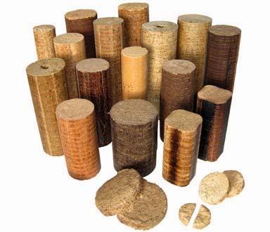 La materia prima per produrre il pellet può essere legnosa, erbacea o potature (o loro miscele). Dimensioni tipiche: diam.