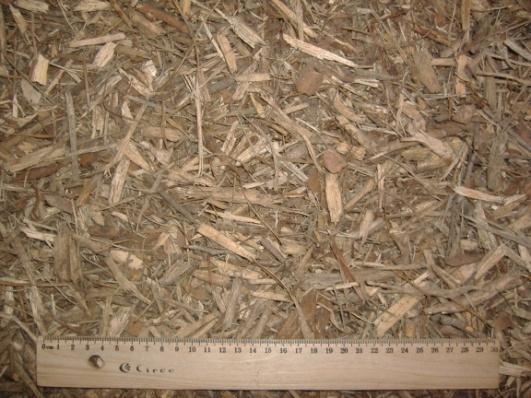 La materia prima per produrre cippato può solo essere legno.