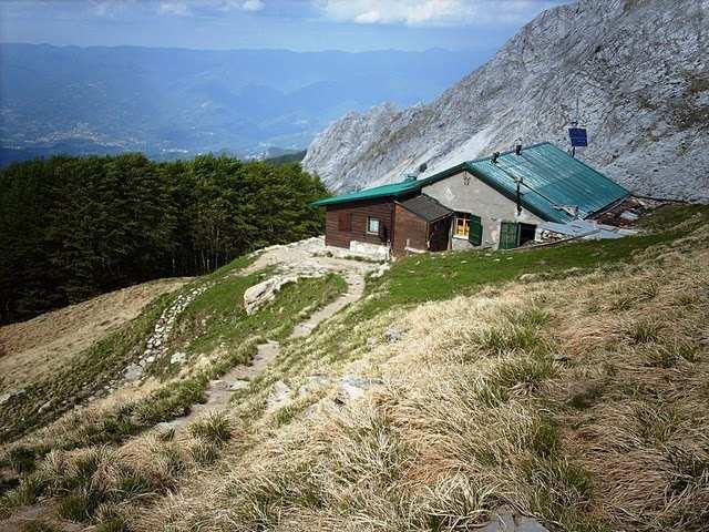 (1609m) Lunghezza 4 km Dislivello 570 m in salita - 200 m in discesa Durata complessiva itinerario 4.