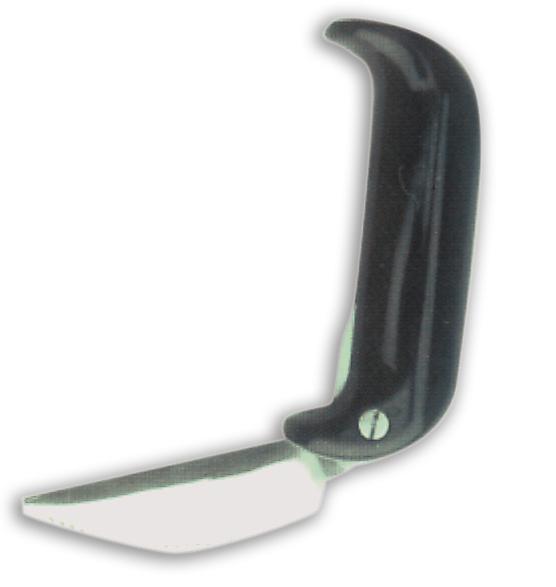 RFSU-80402101 Impugnatura: 11,1 cm Lama del coltello: 9,4 cm Peso: 72 gr Coltello angolato richiudibile Ideato per persone con poca forza e mobilità nelle