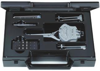 Praticità d'uso grazie alla sua leggerezza ed ergonomia. Comparatore integrato con lettura 0,01 e regolazione micrometrica dell'indicazione. Dispositivo di centraggio per misure a 2 punti di contatto.