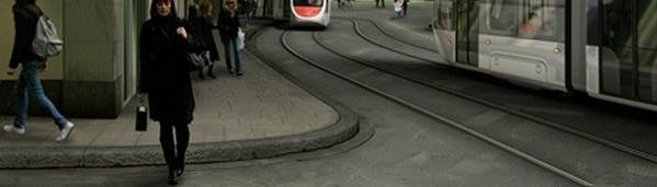 fare clic su Attiva contenuto esterno. Il tram Sirio a Firenze in Piazza Duomo (simulazione) M.