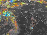 Cielo nuvoloso o coperto Precipitazioni estese anche di